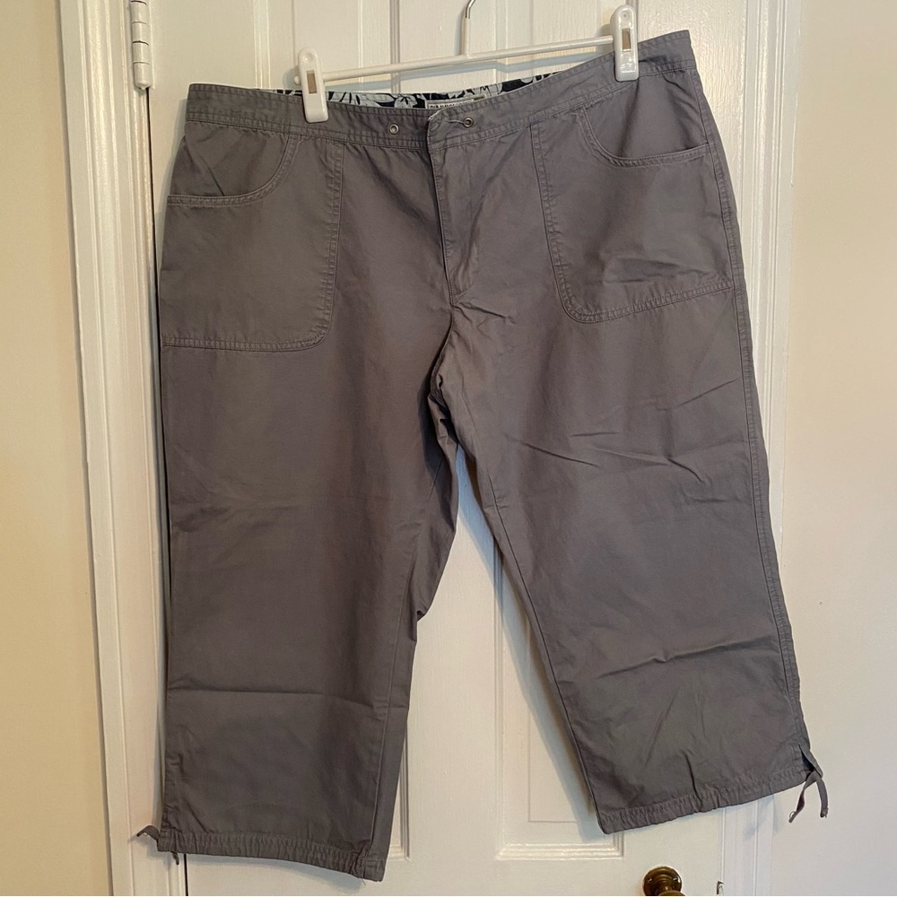 Crop Gray Khahi Pants